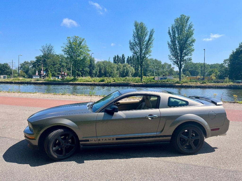 Ford Mustang 4.0 V6, 1459 kg, 4 stoelen, Particulier, Mustang