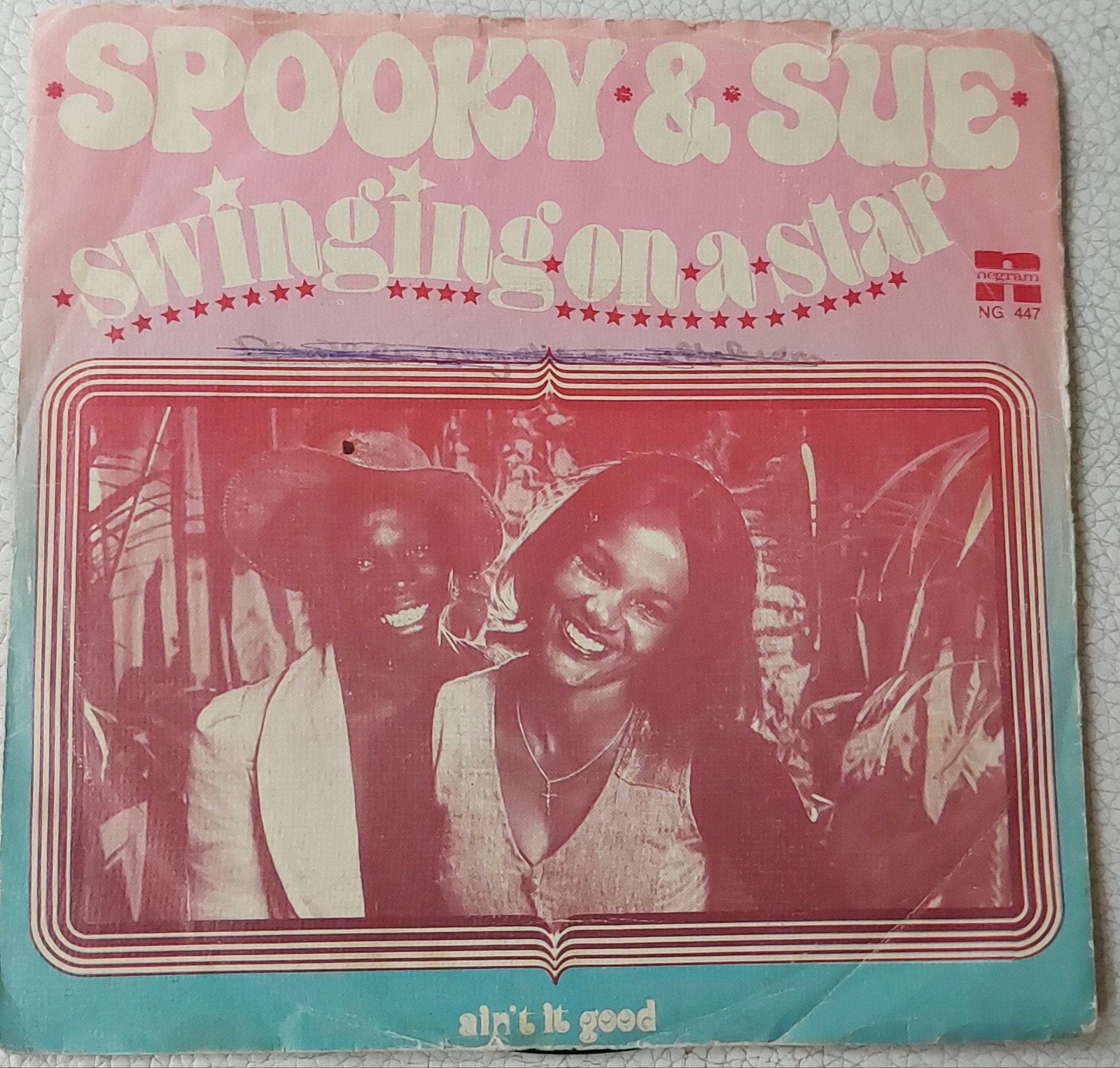 Spooky & Sue - Swinging on a Star (Vinyl Single 1974), Gebruikt, 7 inch, Ophalen of Verzenden, Pop
