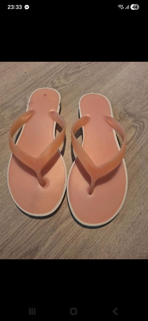 Slippers maat 39, Kleding | Dames, Schoenen, Ophalen of Verzenden, Overige typen