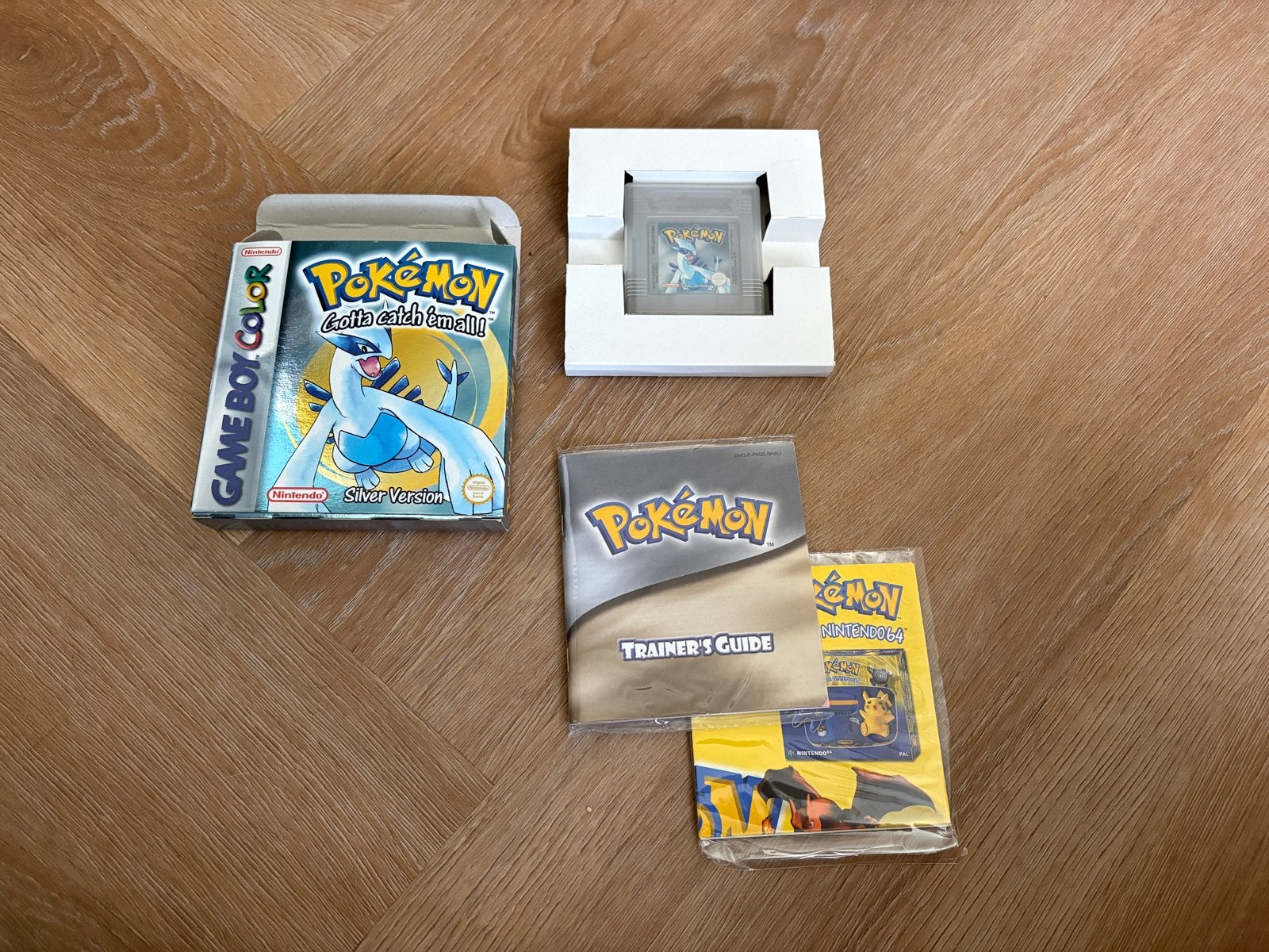 Nintendo Gameboy Color Pokémon Silver Version CIB MINT, Spelcomputers en Games, Gebruikt, 1 speler, Ophalen of Verzenden, Role Playing Game (Rpg)