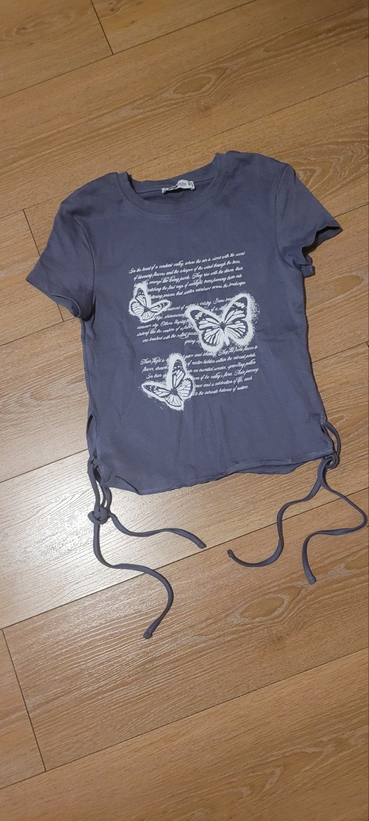 FB Sister T-shirt met vlinders en tekst - Maat S, FB Sister, Verzenden, Nieuw, Korte mouw