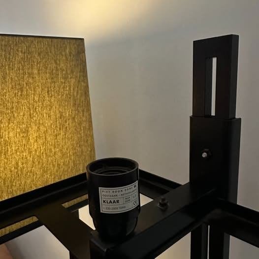 Piet Boon / Maretti Lighting - "Klaar" Vloerlampen, Ophalen, 100 tot 150 cm, E27 (groot), Zo goed als nieuw