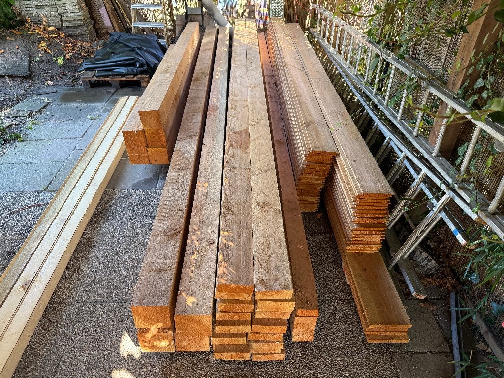 86 Douglas palen, balken, planken en rabatdelen, Tuin en Terras, Ophalen, Zo goed als nieuw, 250 cm of meer, Balken