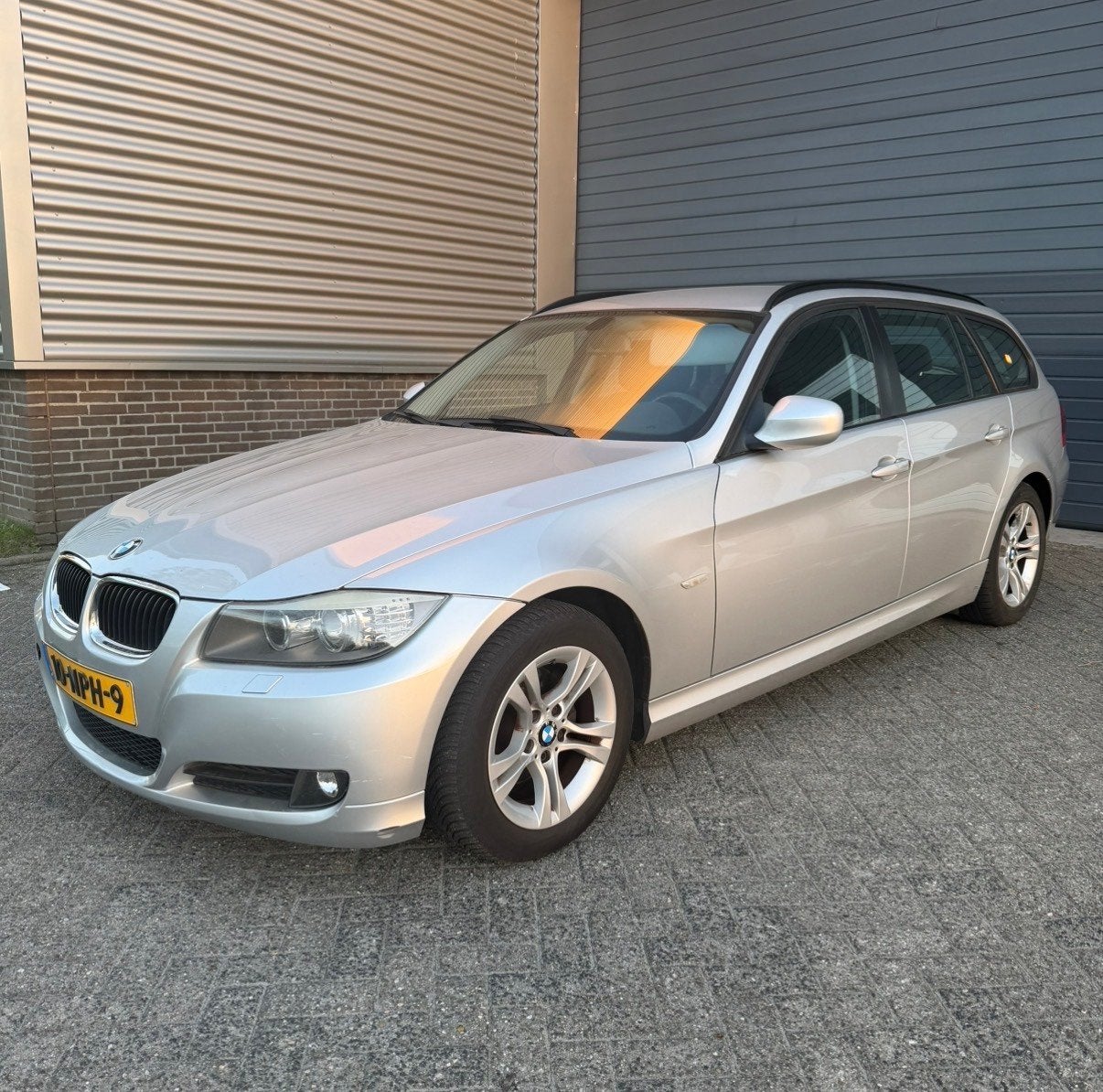 BMW 3-serie Touring 316i Business Line|NIEUWAPK|SENSOR|AIRCO, Auto's, Euro 5, Achterwielaandrijving, Gebruikt, 4 cilinders