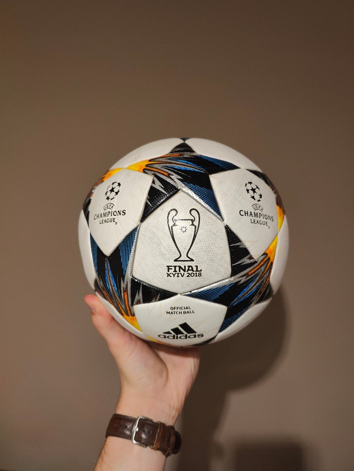 Adidas Champions League Voetbal - Kyiv 2018, Sport en Fitness, Maat XL, Ophalen of Verzenden, Zo goed als nieuw, Bal