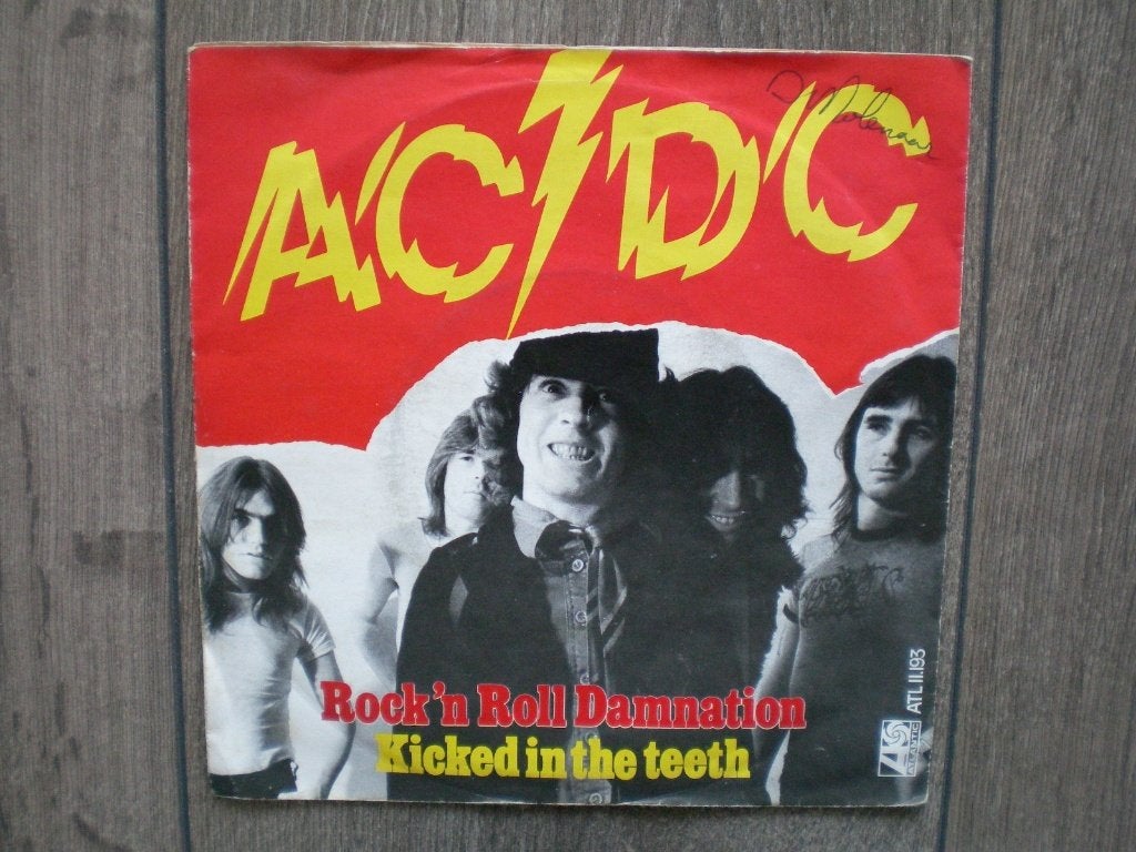 AC/DC - Rock 'n Roll Damnation., Ophalen of Verzenden, Zo goed als nieuw, Rock en Metal