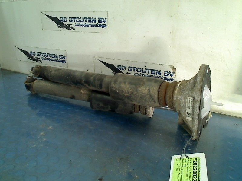 Schokbrekerset Achter BMW 1 serie (F20) 2013 05679887601, Gebruikt, Petuelring 130, München 80809, , Duitsland, BMW, Bayerische Motoren Werke AG