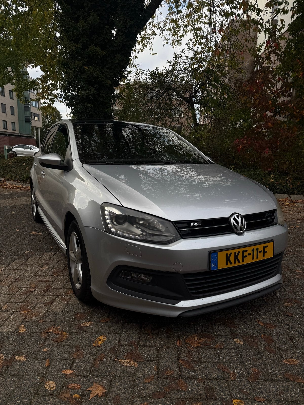 Volkswagen Polo 1.2 TSI R-LINE DSG - PANO - STOELVERWARMING, Auto's, 4 cilinders, 1200 kg, 19 km/l, Particulier