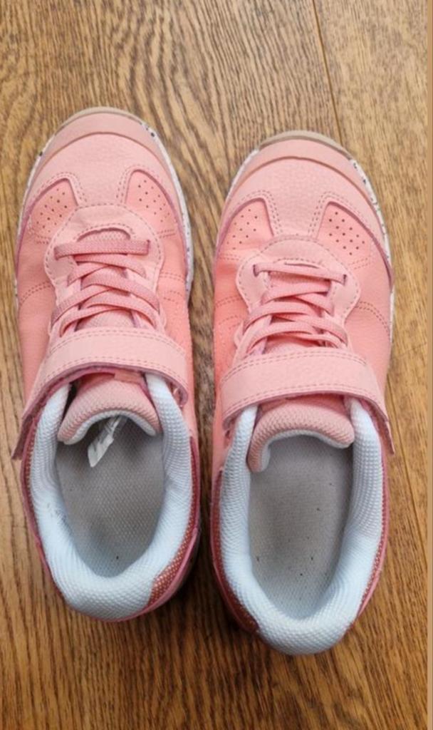 Gymschoenen, sportschoenen, zaalschoenen maat 37, Kinderen en Baby's, Kinderkleding | Schoenen en Sokken, Ophalen of Verzenden