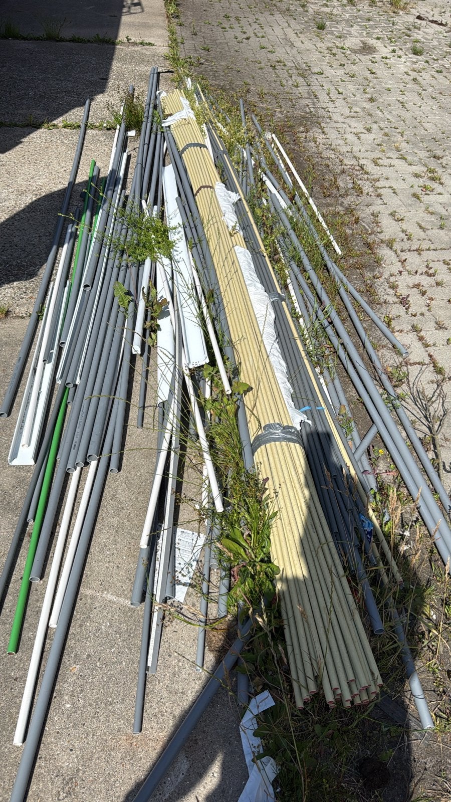 Diverse PVC en stroom buizen,, Pvc, 2 tot 4 meter, Ophalen of Verzenden, Rechte buis