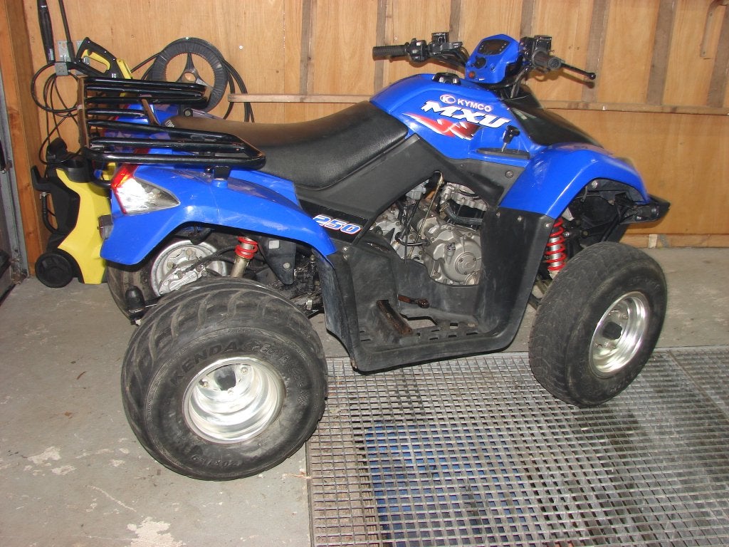 grote KYMCO mxu 250 volautomaat, Motoren