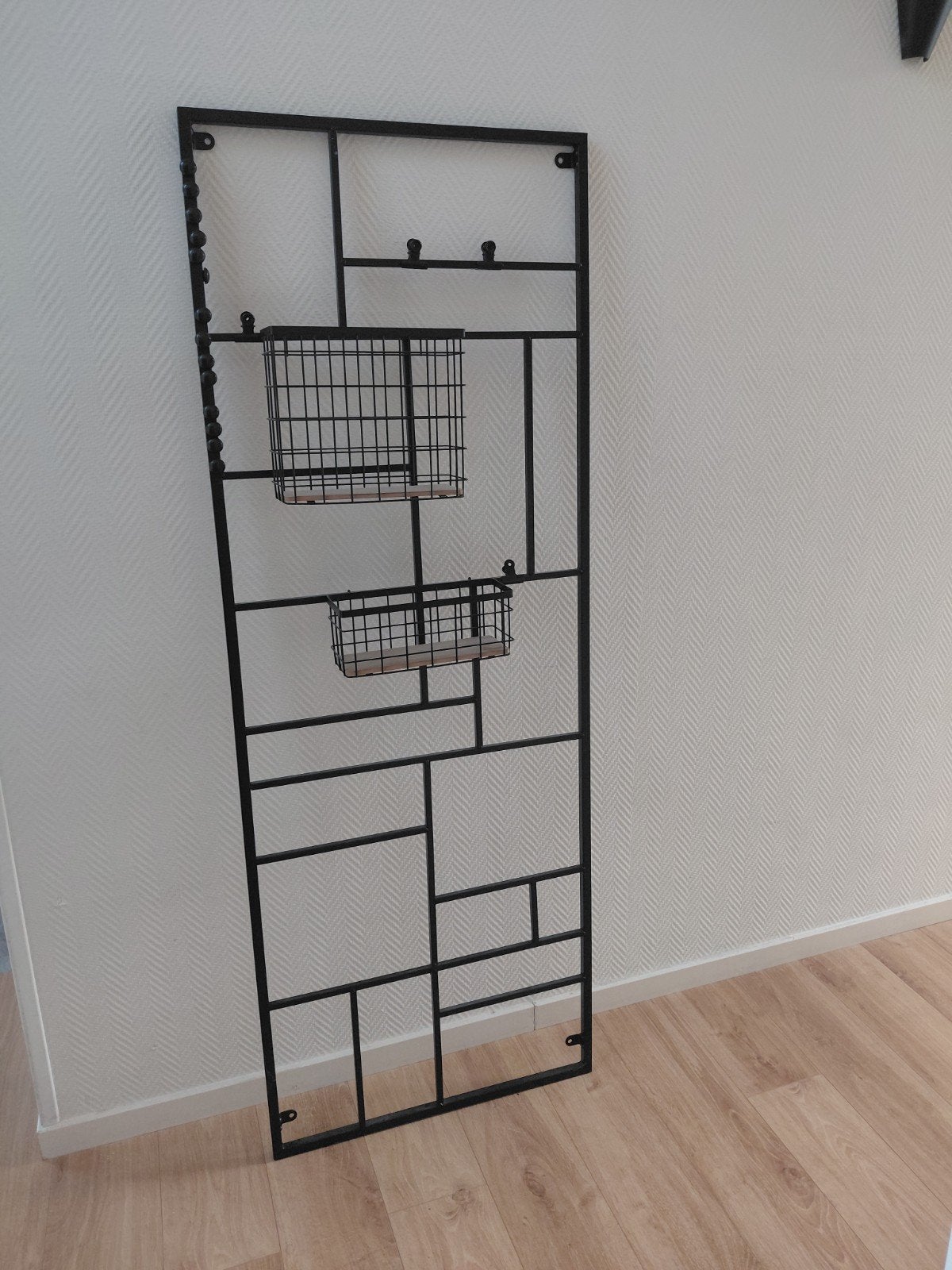 Xenos wandrek met clips, mandjes en magneten, Ophalen, Zwart, Zo goed als nieuw, Metaal
