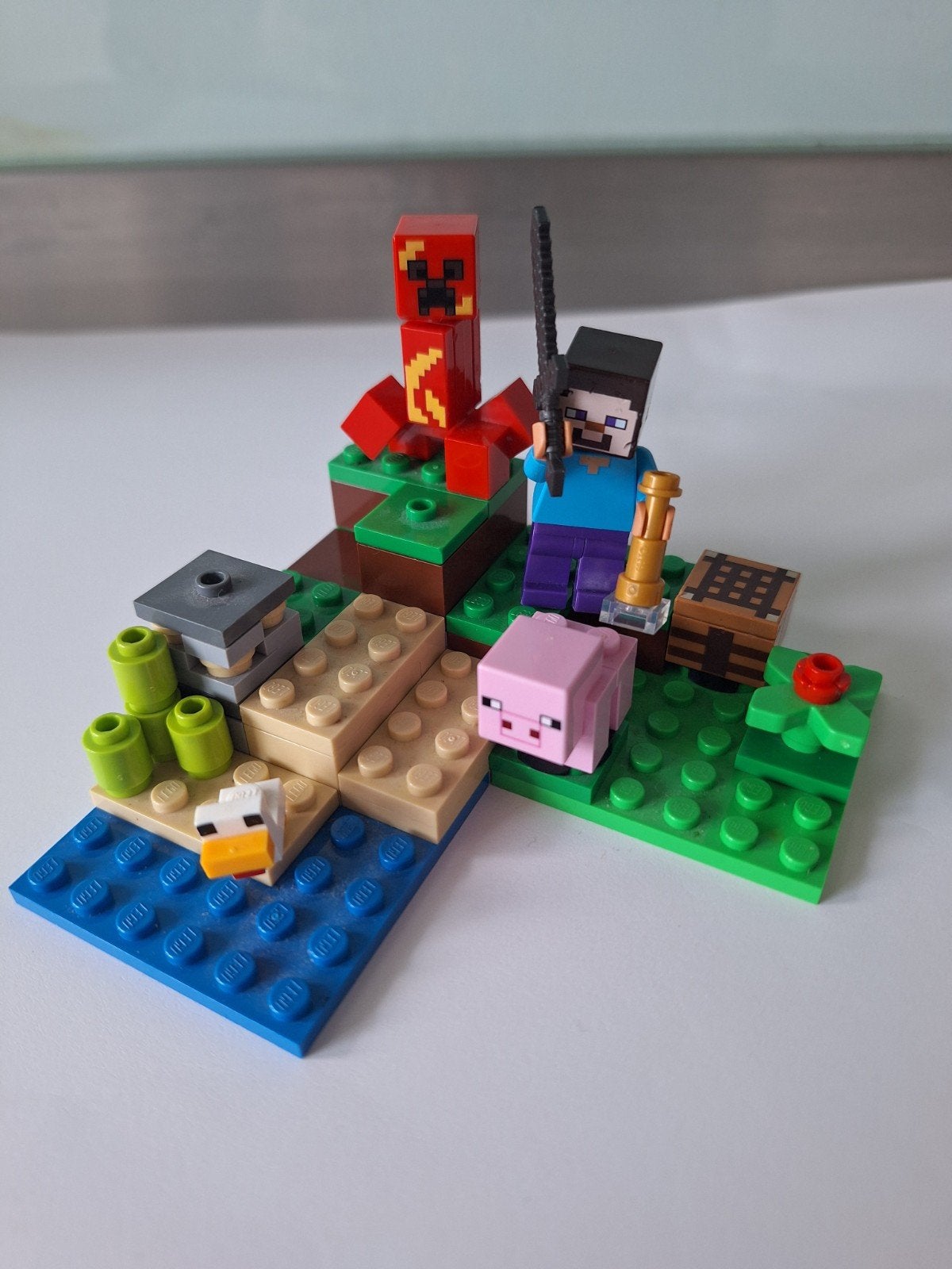 Lego minecraft 21177 de creeper.
Met handleiding., Ophalen of Verzenden, Lego, Minecraft