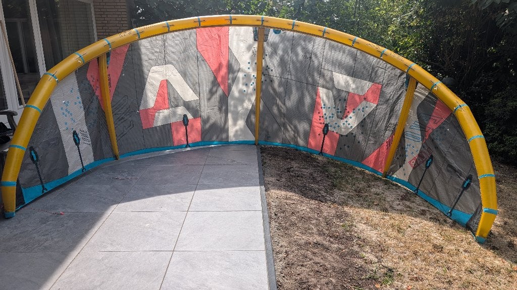 Duotone Evo 9 D/Lab 2024, Watersport en Boten, Kitesurfen, Gebruikt, 9 m², Geen board, Ophalen of Verzenden