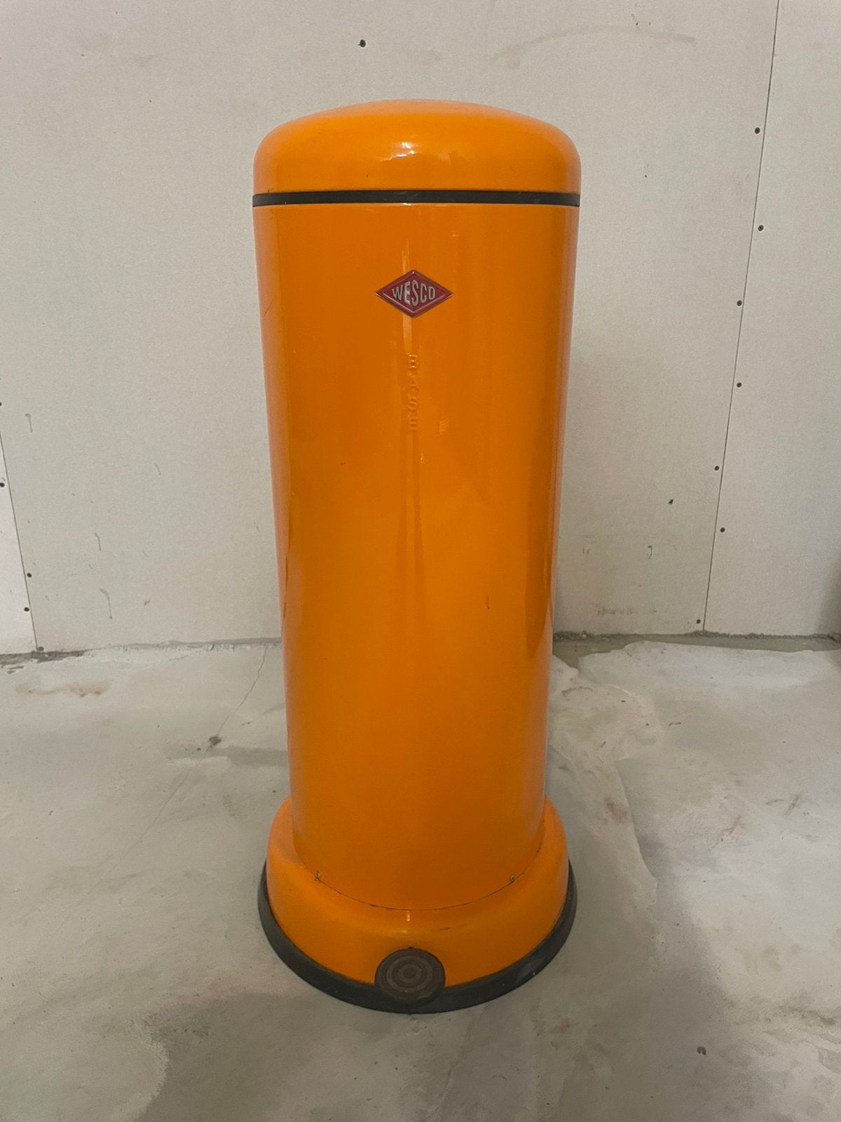 Pedaalemmer Wesco, 40 liter of meer, Ophalen, Zo goed als nieuw