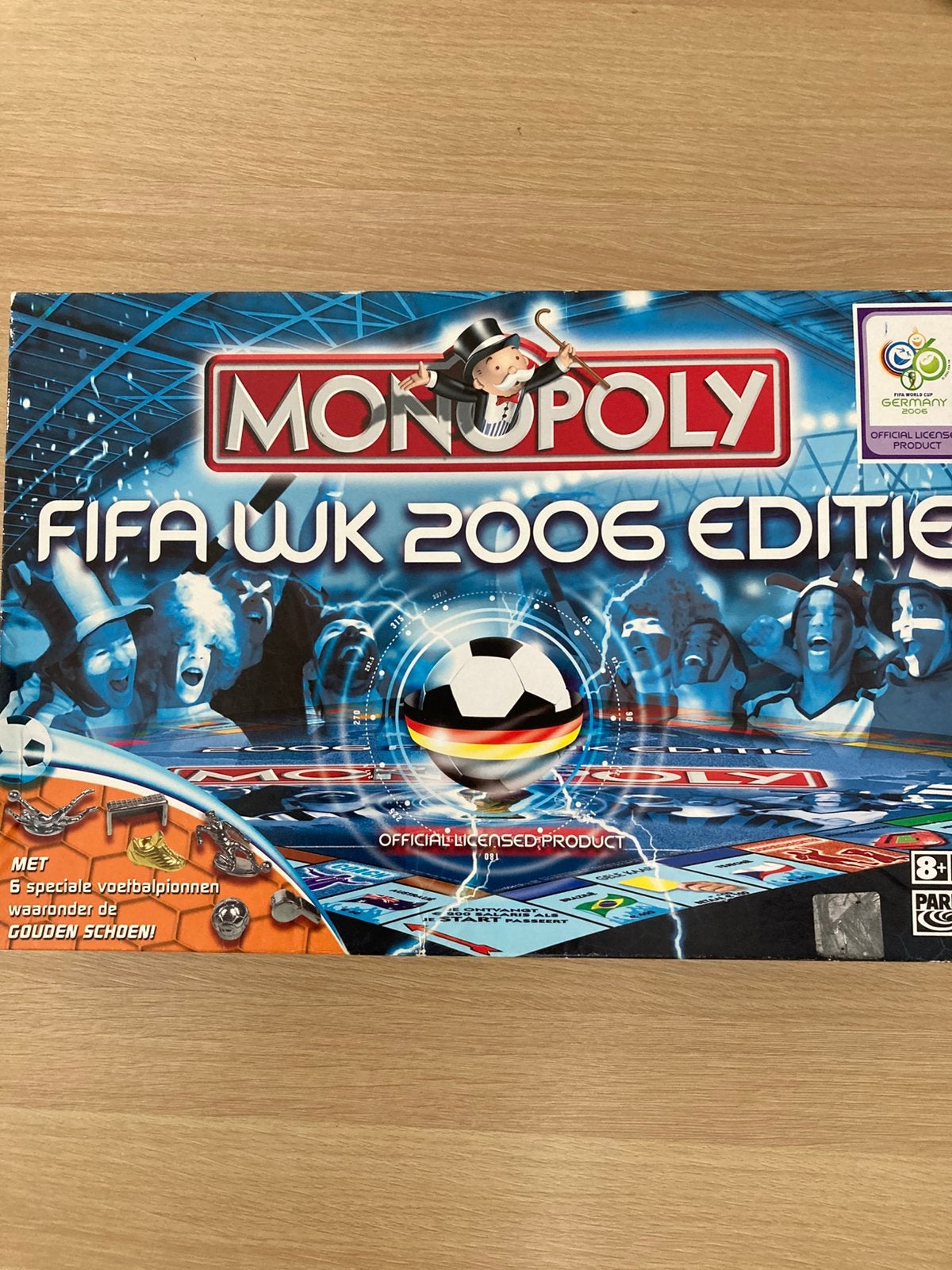 Compleet MONOPOLY Fifa WK Editie, Ophalen of Verzenden, Gebruikt