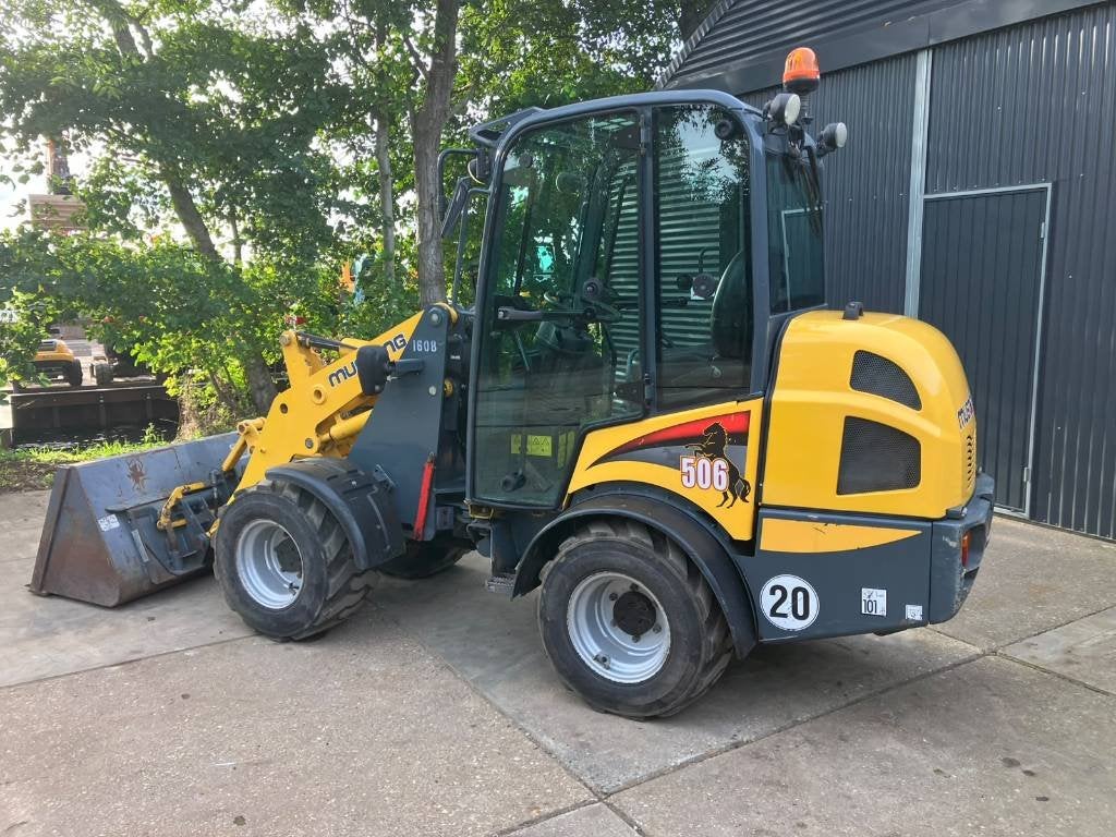 Mustang AL 506 Cabine | 980 u | 46 PK (bj 2015), Wiellader of Shovel