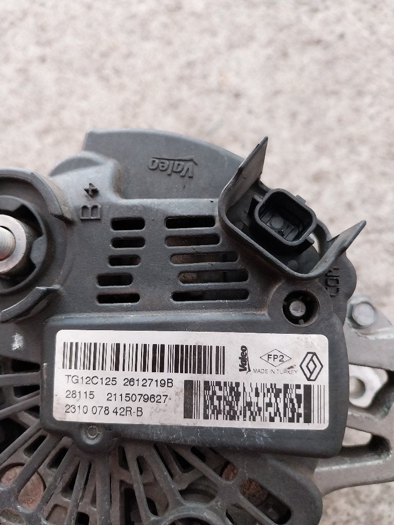 DYNAMO VOOR DACIA -RENAULT- NISSAN, Ophalen, Nieuw, Renault