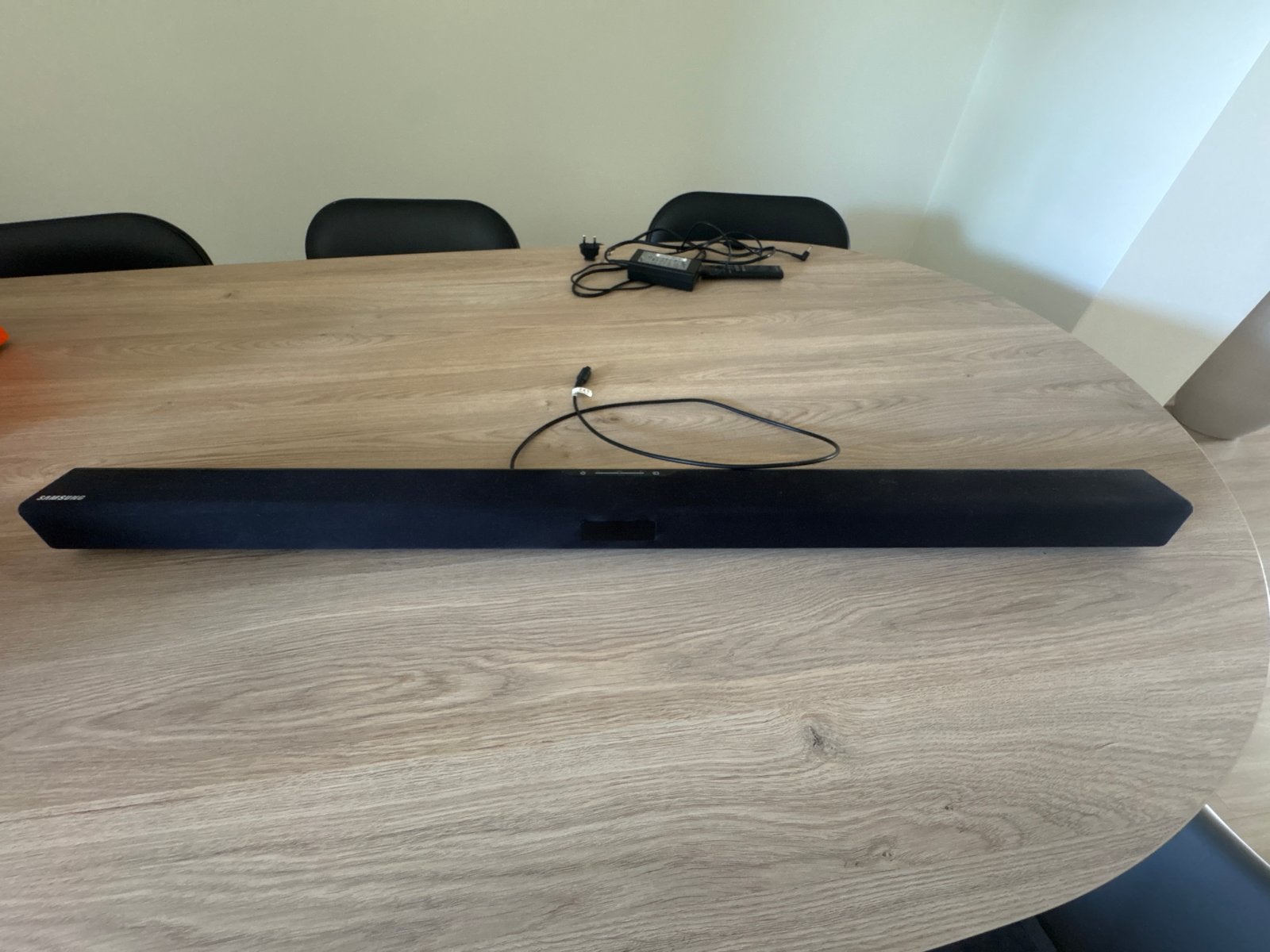 Samsung Soundbar met afstandsbediening en kabels, Ophalen, Zo goed als nieuw