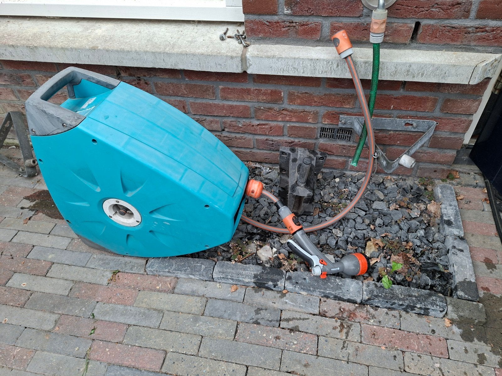 Gardena Tuinslanghaspel met slang en spuitstuk, Tuin en Terras, Tuinslangen, Ophalen, Gebruikt, Tuinslanghaspel