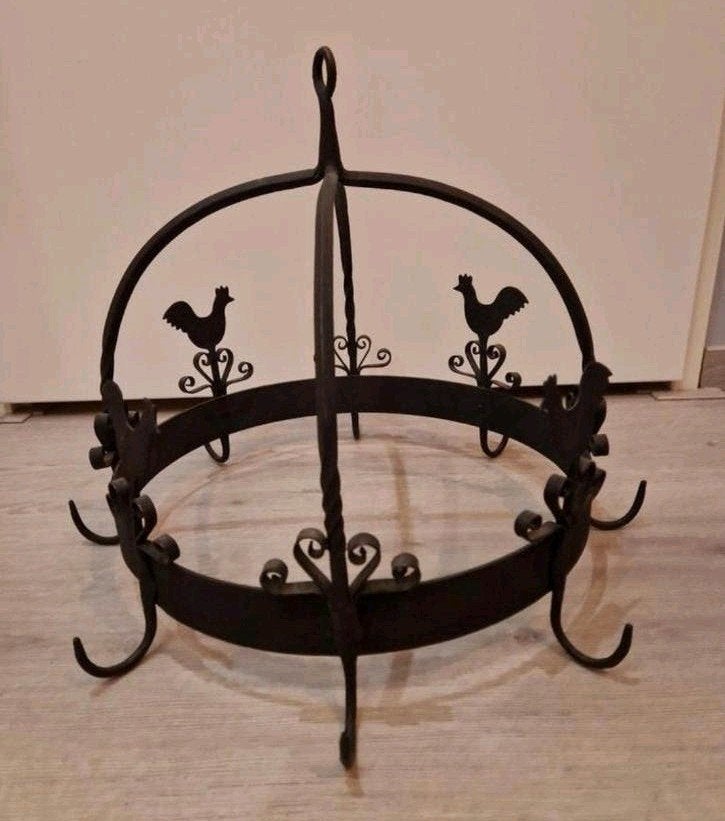 Antieke wildhanger met haan decoratie, Ophalen