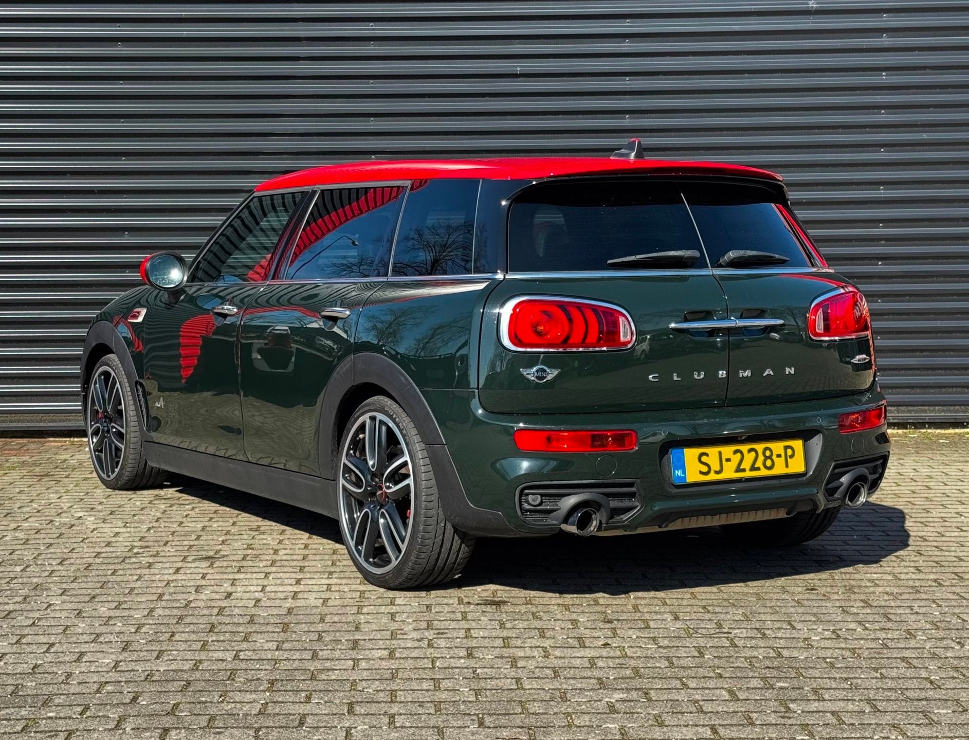 MINI Clubman