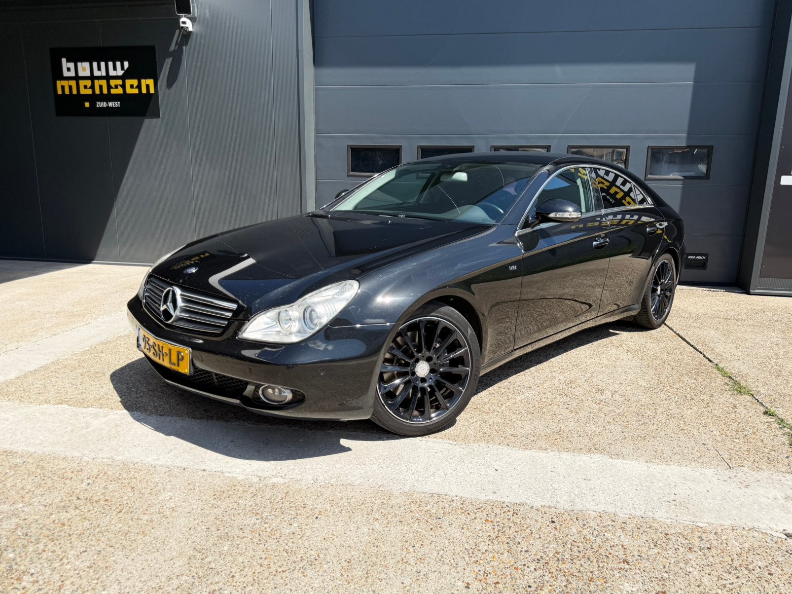 Mercedes-Benz CLS 3.5 Cls350 AUT 2006 Zwart Airco Apk Nap, Auto's, Automaat, Achterwielaandrijving, 4 stoelen, Zwart