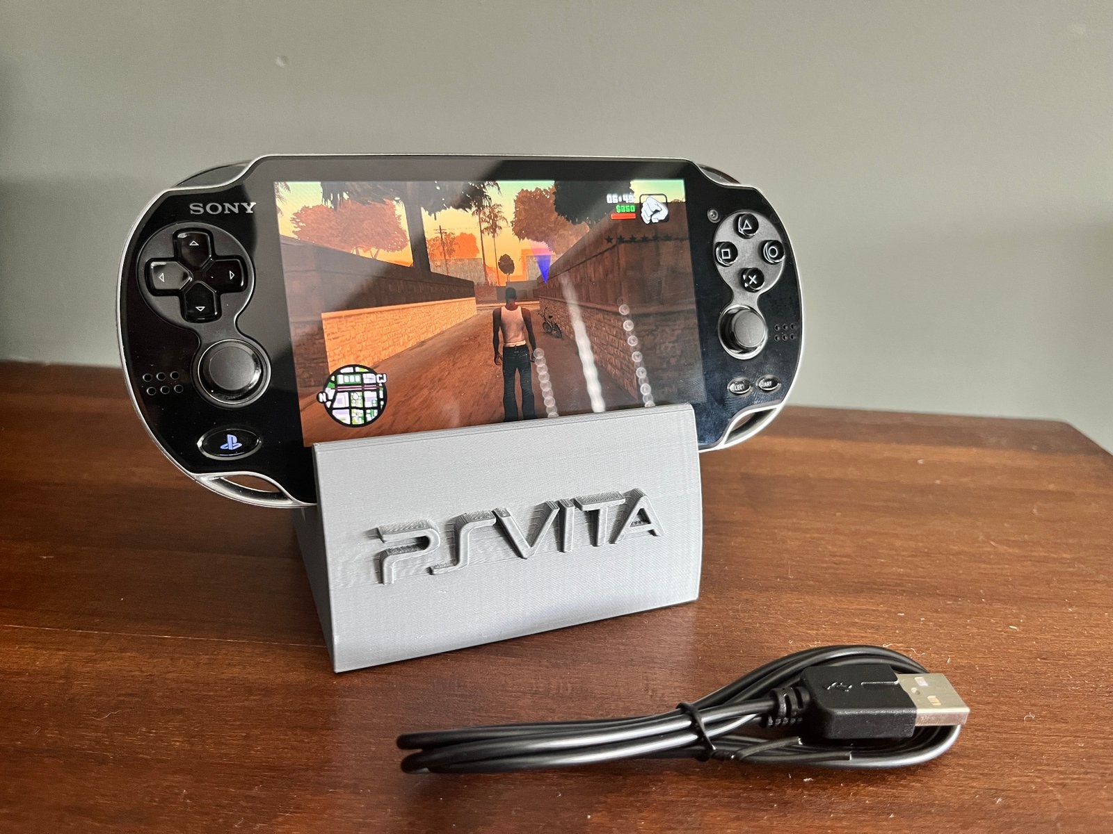 PS Vita 1004 128GB - 42 spellen - zeer goede staat, Spelcomputers en Games, Ophalen of Verzenden, Zo goed als nieuw, Zwart, Met games