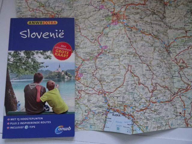 Slovenie ; anwb extra reisgids , met de landkaart, Europa, Ophalen of Verzenden, Zo goed als nieuw, Reisgids of -boek