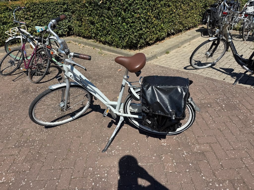 Gazelle City Bike with Pannier Bag, Lock and Accessories, Ophalen, Gebruikt, Versnellingen, 56 cm of meer