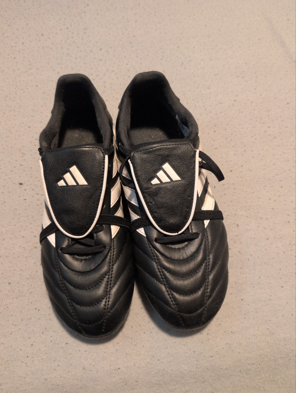 Adidas Gloro voetbalschoenen - Maat 42 2/3, Ophalen of Verzenden, Gebruikt, Schoenen