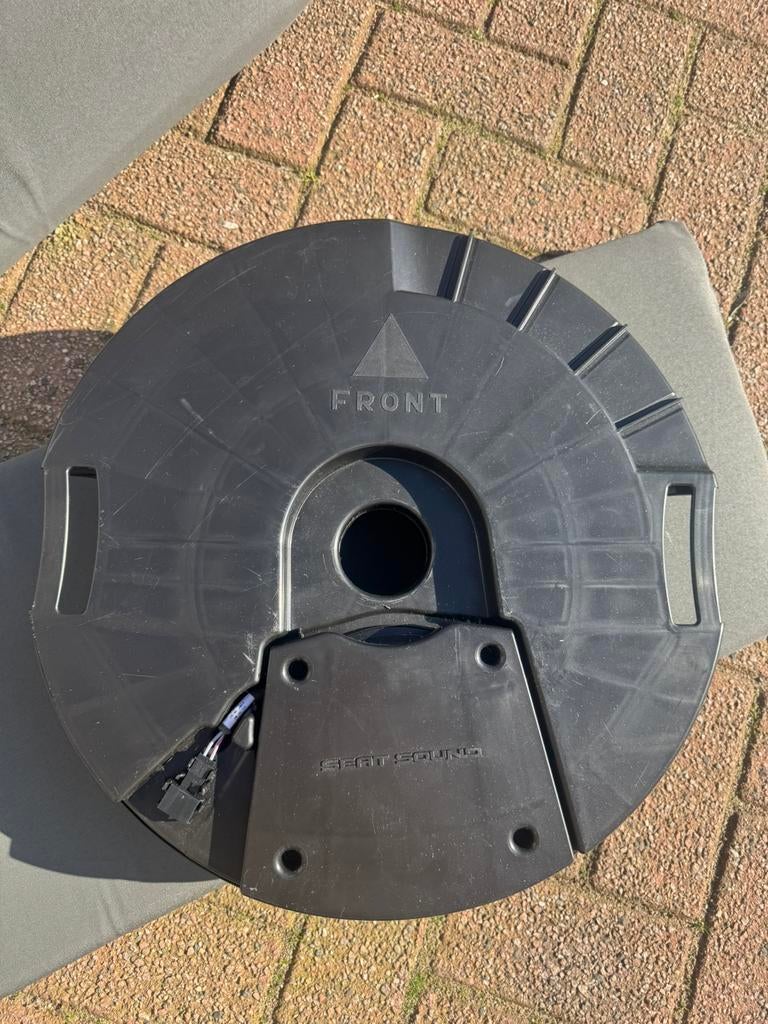 Seat leon reservewiel subwoofer, Ophalen, Zo goed als nieuw