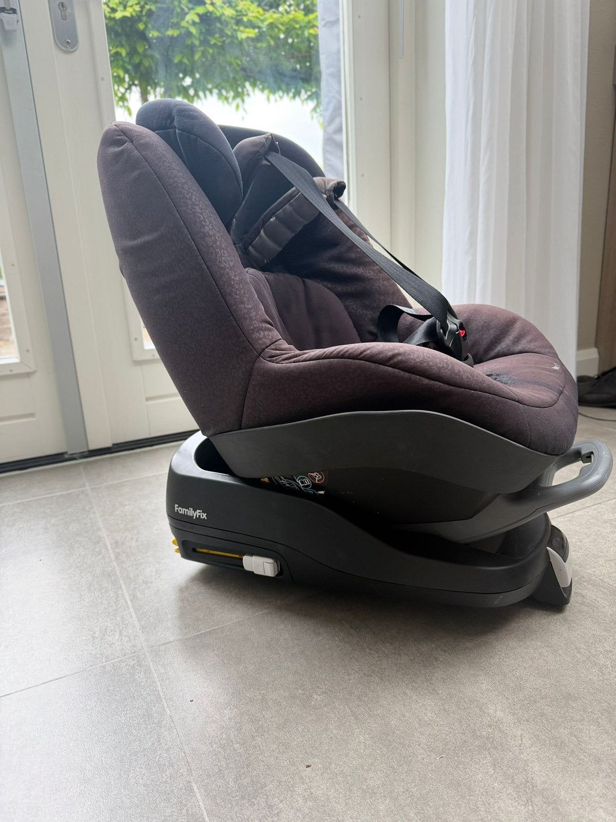 Maxi-cosi Pearl met Isofix base, Ophalen, Gebruikt, 9 t/m 18 kg, Slaapstand