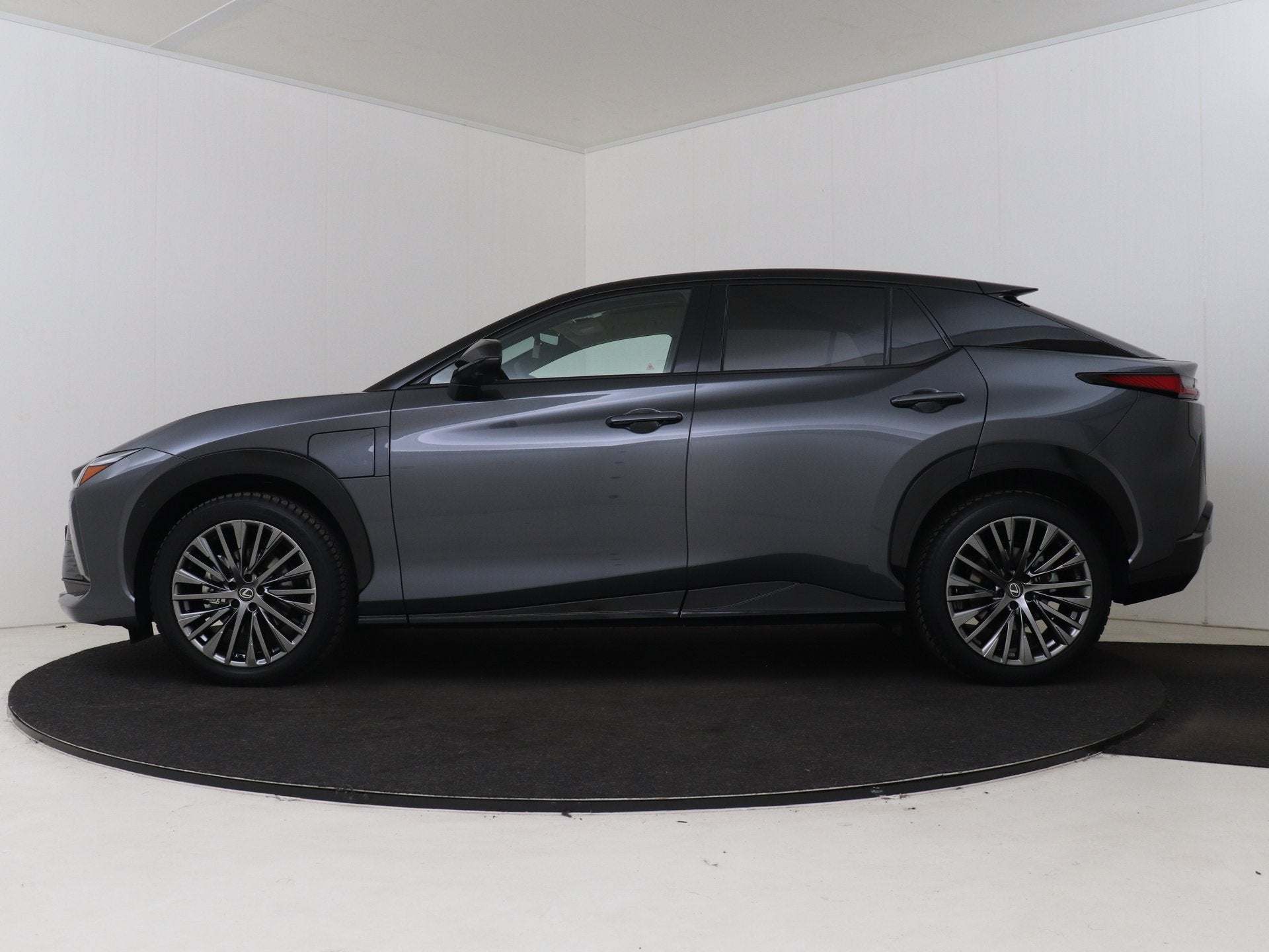 Lexus RZ 350e 35th Edition 77 kWh | Panoramadak | Memory Sea, Auto's, 227 pk, 24 min, 508 km, Lexus Premium Warranty