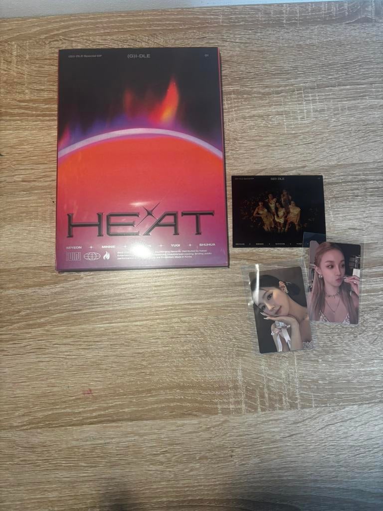 KPOP (G)-IDLE - Heat Album, Ophalen of Verzenden, Zo goed als nieuw