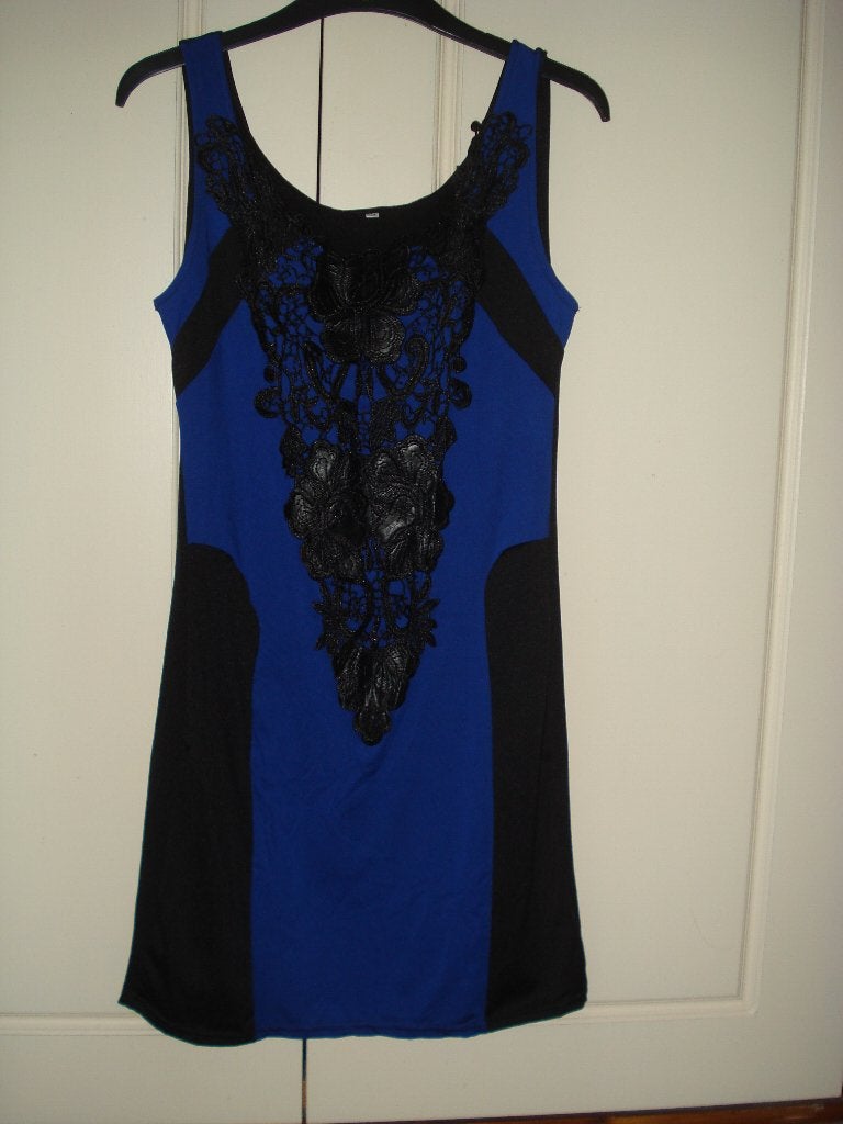 Onderjurk maat S kobaltblauw met zwart kant NIEUW, Verzenden, Blauw, Overige typen