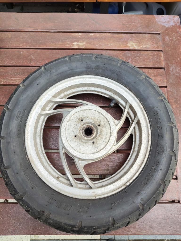 Scooter band met goed profiel, Ophalen of Verzenden, Gebruikt, Overige typen
