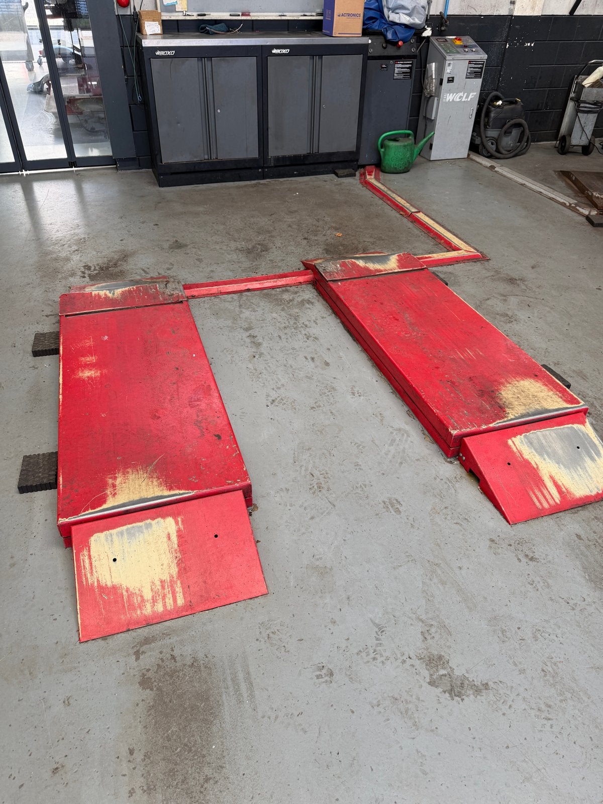 Schaarhefbrug 3000KG - Recent gekeurd en onderhouden, Ophalen, Gebruikt