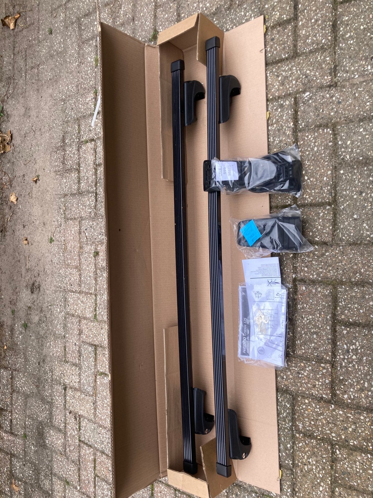 Nieuwe universele dakdragers Hapro Cronos 125 Steel, Auto diversen, Dakdragers, Ophalen, Zo goed als nieuw