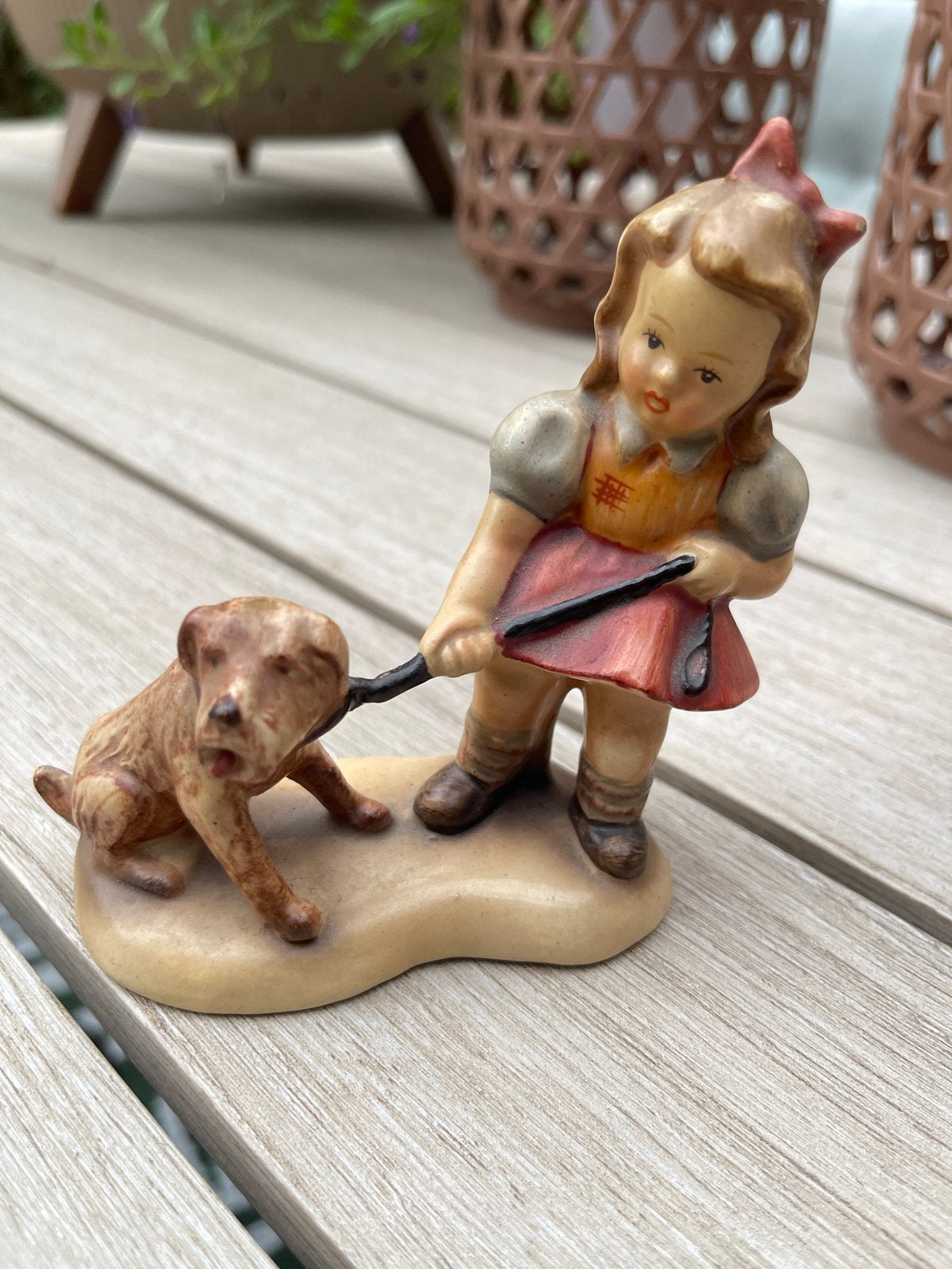Hummel beeldje meisje met hondje - Mooi en gaaf, Verzamelen, Ophalen of Verzenden, Zo goed als nieuw, Hummel