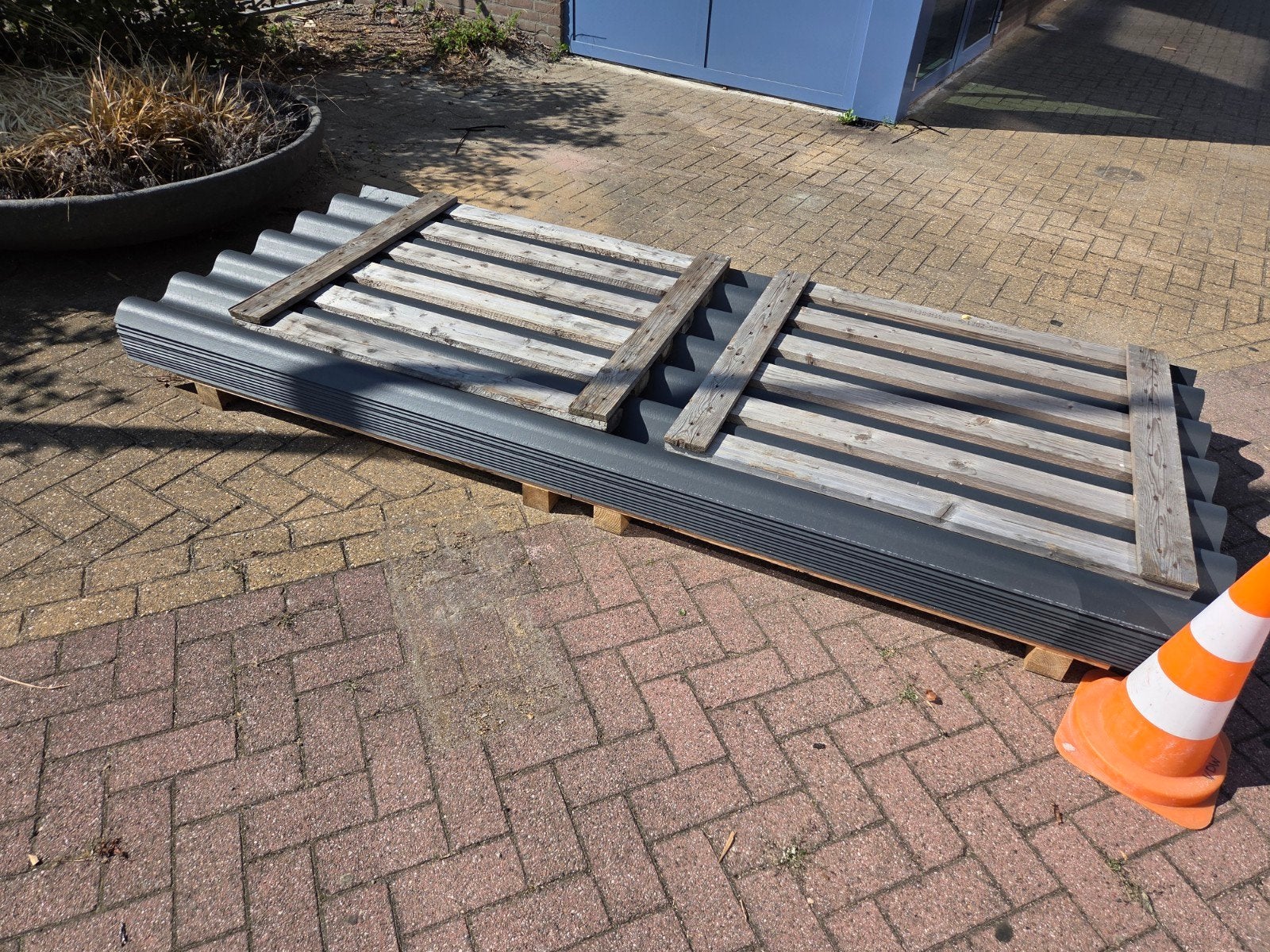 11 Nieuwe golfplaten (eternietplaten) 275 cm lang, in Nijmeg, Ophalen, Nieuw, Zwart, Golfplaat