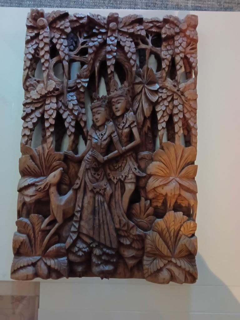 Prachtig Balinees houtsnijwerk met traditionele figuren, Ophalen, Houtsnijwerk, 50 - 100 cm, Handgemaakt