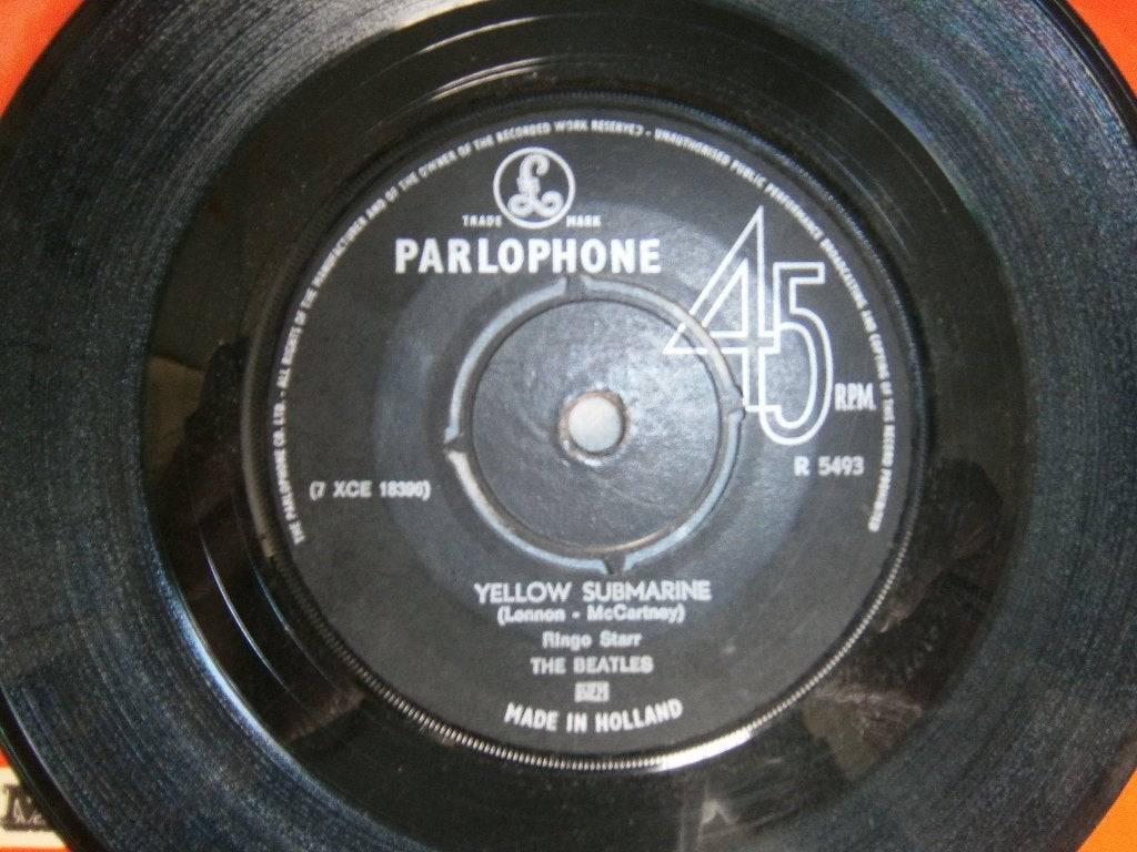 The Beatles – Eleanor Rigby / Yellow Submarine. 1966 PopRock, Ophalen, Gebruikt, Originele persing, 7 inch