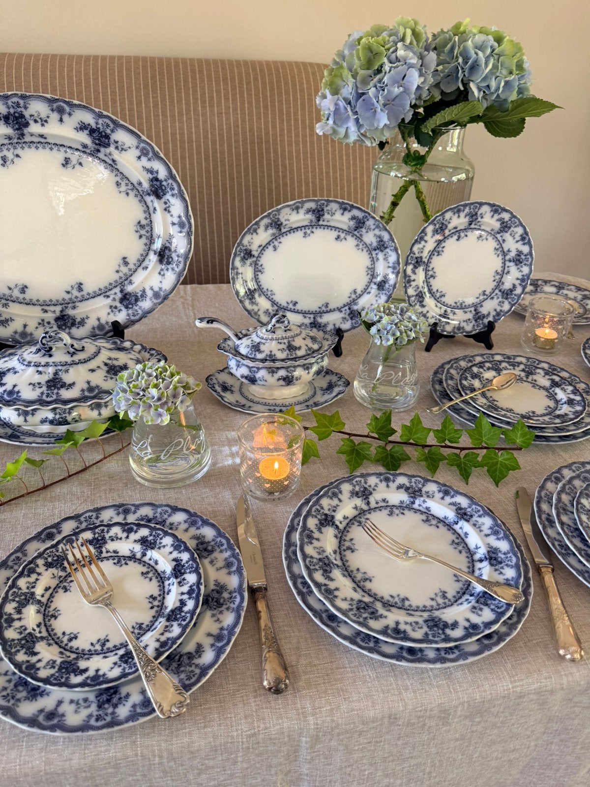 Foto 19 van Furnivals Medina 1898 antiek blue servies 11 pers izgst