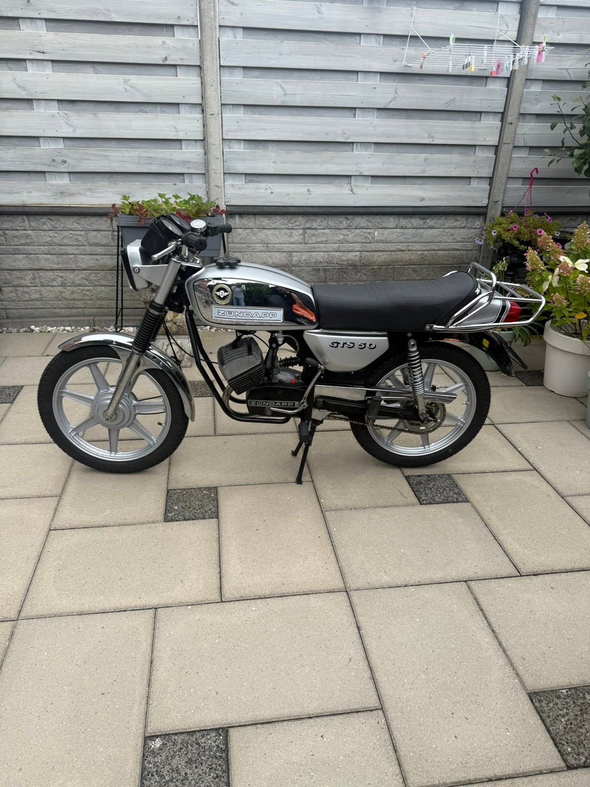 Te koop zundapp 529 gts op nl kenteken loopt zeer netjes ., Ophalen, Maximaal 45 km/u, GTS50, Zo goed als nieuw