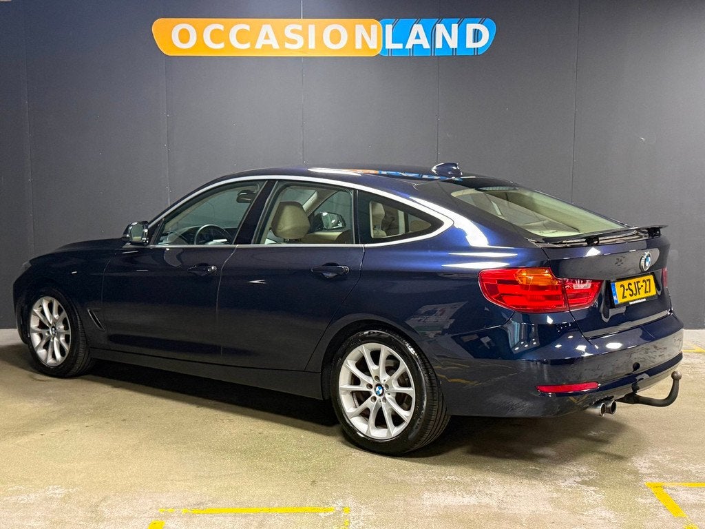 BMW 3-serie Gran Turismo 328i High Executive|PDC|LED|TREKHAA, Auto's, BMW, 745 kg, Gebruikt, 4 cilinders, Blauw