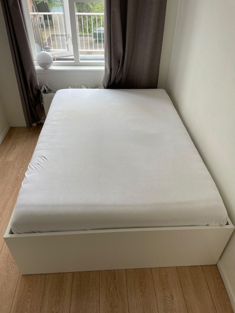 IKEA MALM bed met lades (140x200), Ophalen, Gebruikt, Wit, Tweepersoons