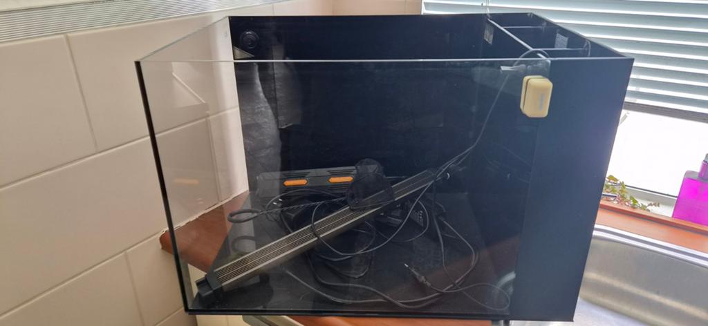 Aquarium Waterbox, Dieren en Toebehoren, Vissen | Aquaria en Toebehoren, Ophalen, Red Sea, Inclusief deksel, Zo goed als nieuw