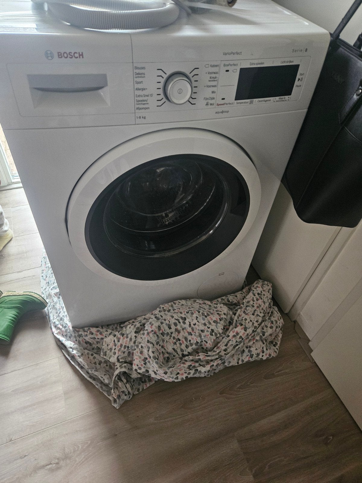 Bosch Serie 8 Wasmachine (afvoerpomp defect), Ophalen, 8 tot 10 kg, 1600 toeren of meer, Voorlader