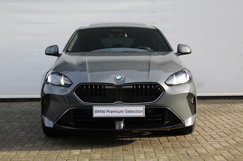 BMW 1 Serie 120 High Executive M Sport Automaat / Panoramada, 156 pk, Origineel Nederlands, Bedrijf, 19 km/l